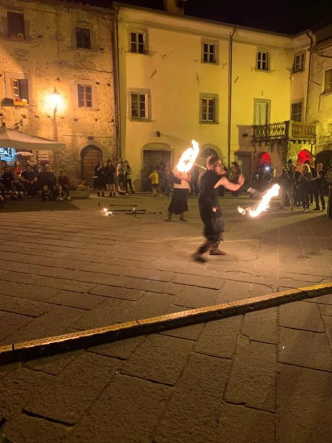 Casa Nel Borgo Medievale Di Filetto Villafranca in Lunigiana 0*,
